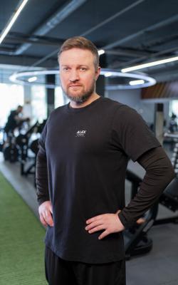 Инструктор тренажерного зала Абрамов Сергей